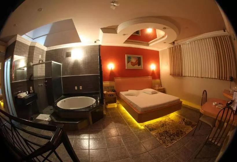 Xenon Motel