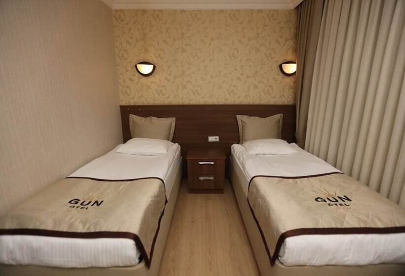 Gun Otel