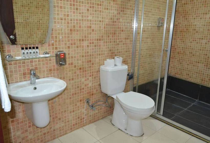 هتل Adana Kucuksaat