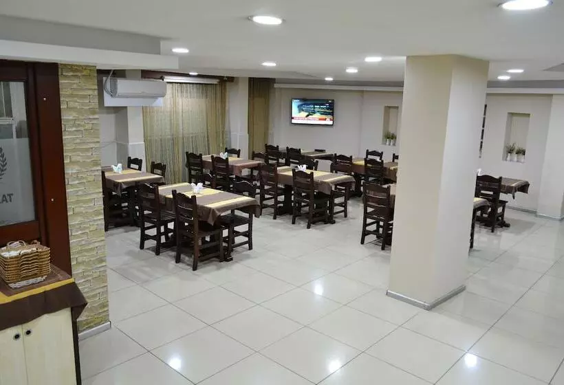 هتل Adana Kucuksaat