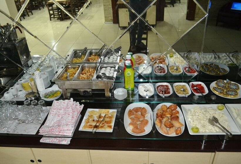 هتل Adana Kucuksaat