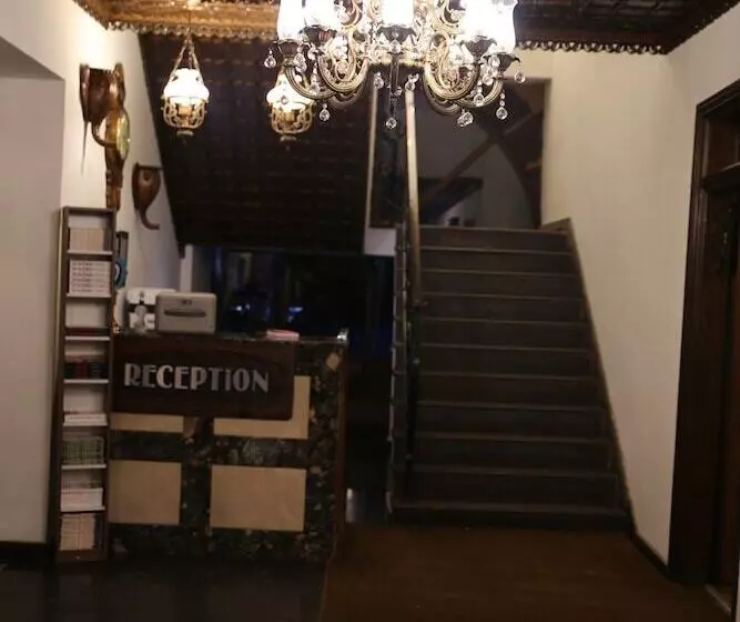 هتل Cheltikov