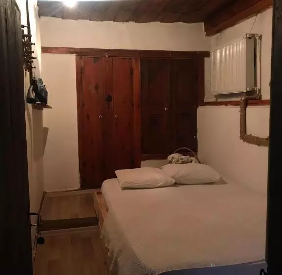 هتل Ilk Pension