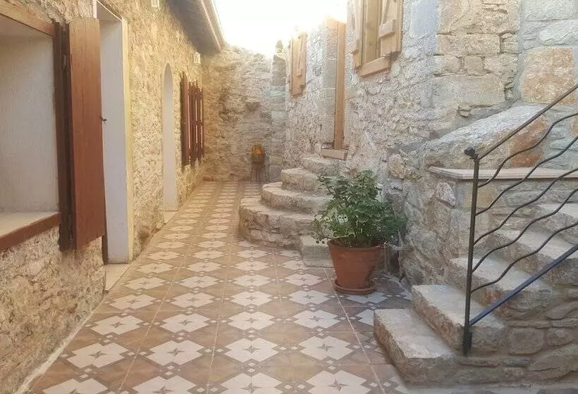 Hotel Kocca Ev