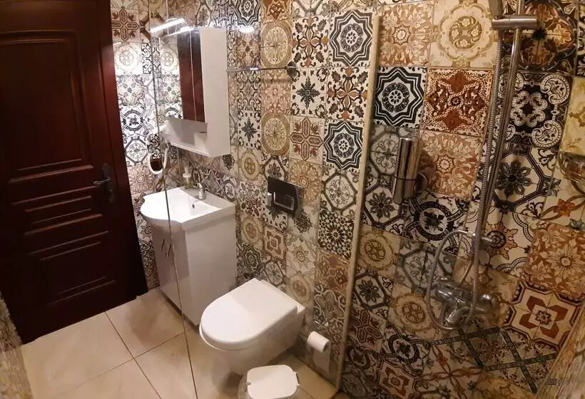 Hotel Kocca Ev