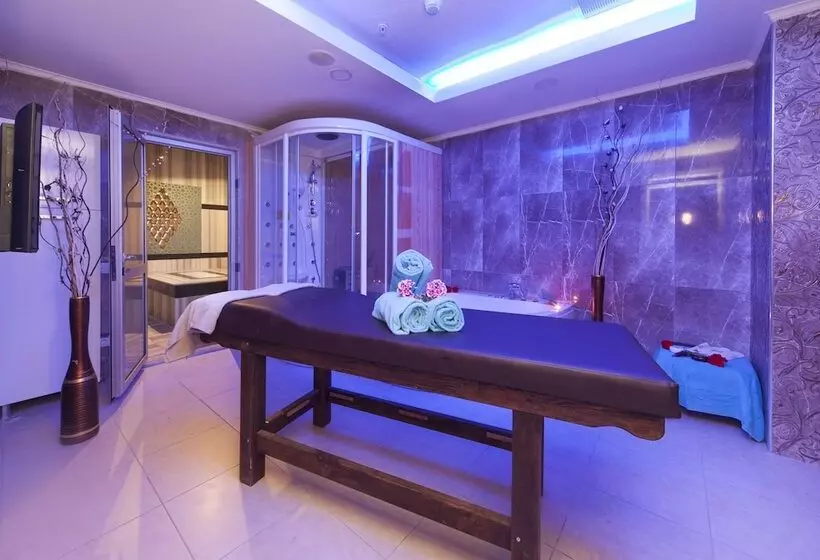 ホテル Modern Saraylar   All Inclusive