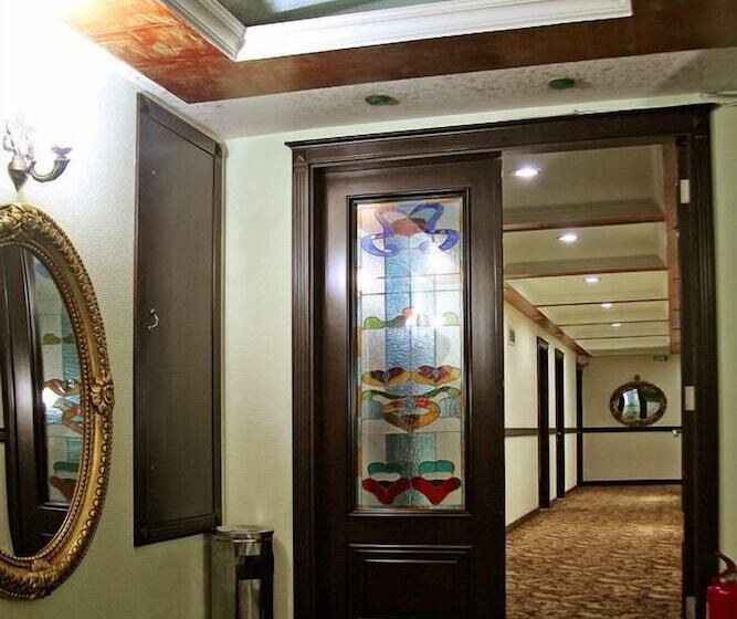 בית מלון כפרי Omur