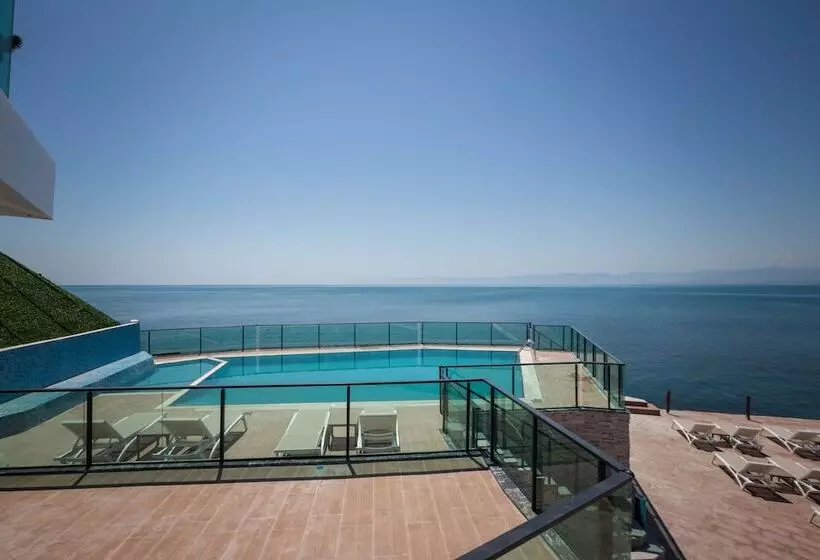 Vira Otel Suites