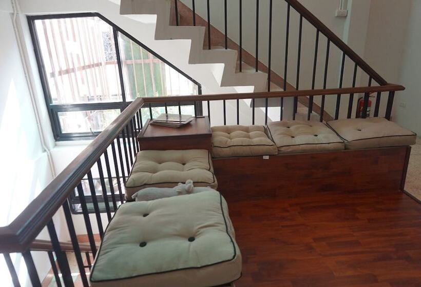 ユースホステル Urbanbamboo