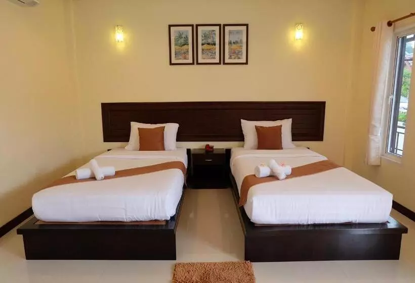 Baan Por Pla Resort