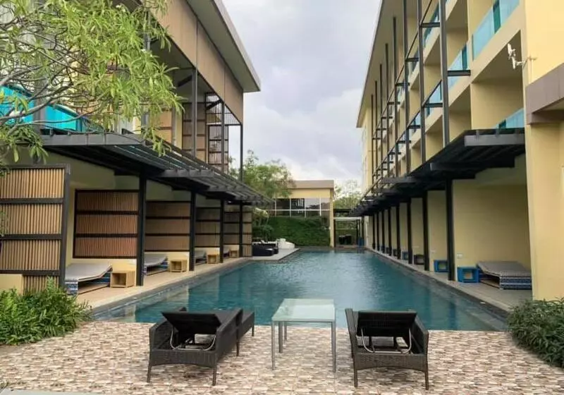 Beach Walk Boutique Resort