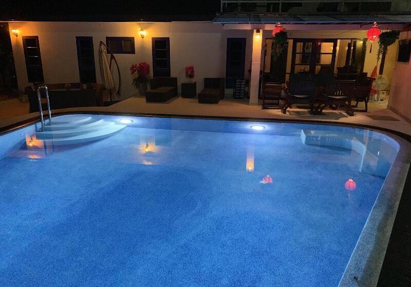 ベッドアンドブレックファースト Phuket Gay Homestay