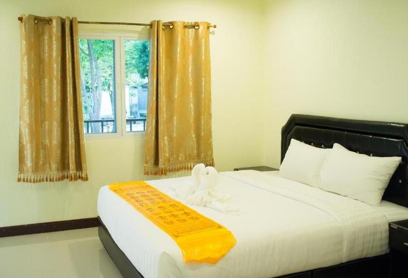 Everest Resort Samui Sha Plus