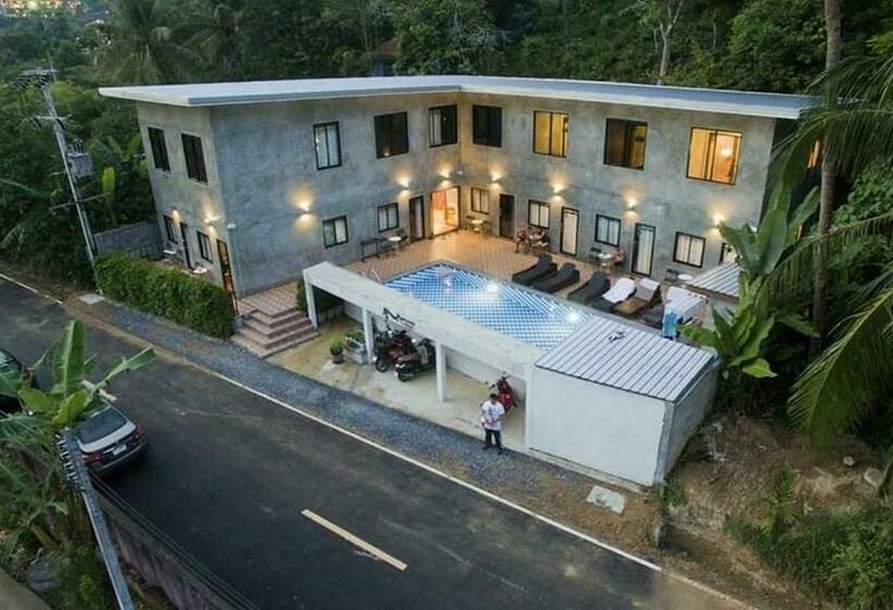 בית מלון כפרי Aonang Lodge   Sha