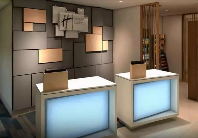 ホテル Holiday Inn Express & Suites Dallas Ne Arboretum