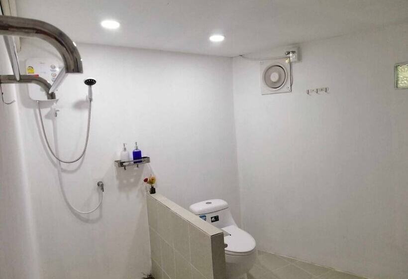 בית מלון כפרי Ingmhok Country Mountain View Resort