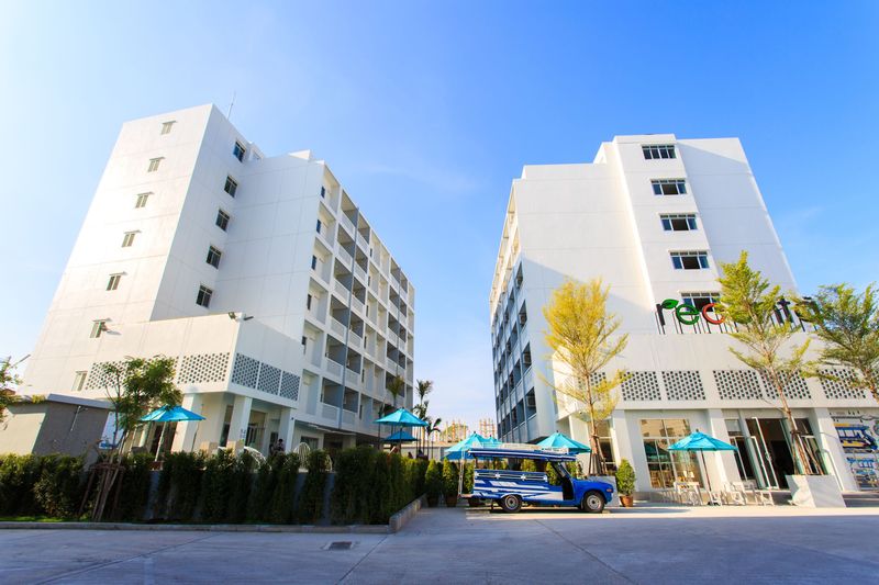 هتل Recenta Phuket Suanluang