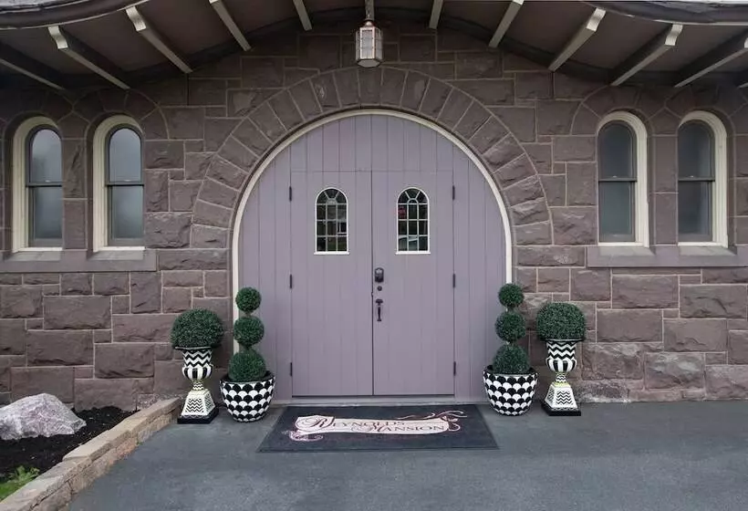 ホテル Reynolds Mansion B&b