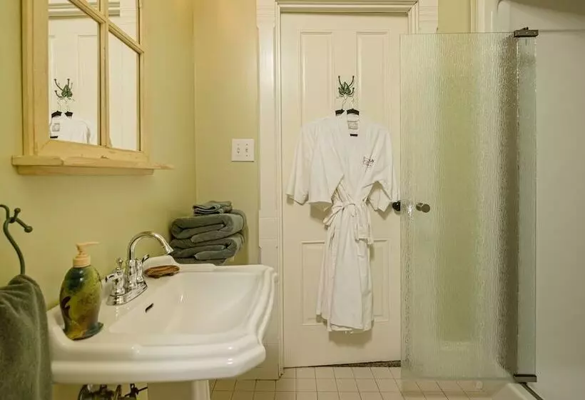 ホテル Reynolds Mansion B&b