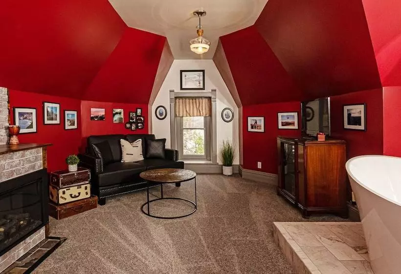 ホテル Reynolds Mansion B&b