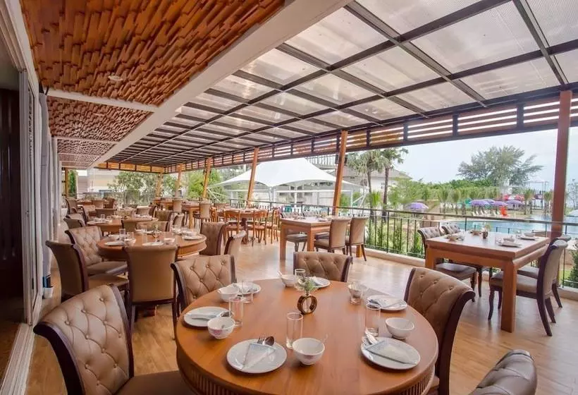 Hotelli Saint Tropez Beach