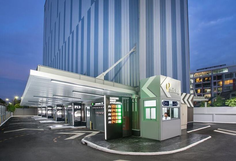 ホテル Somerset Ekamai Bangkok