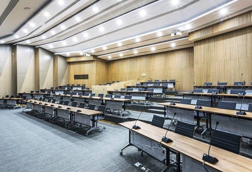 ホテル Somerset Ekamai Bangkok