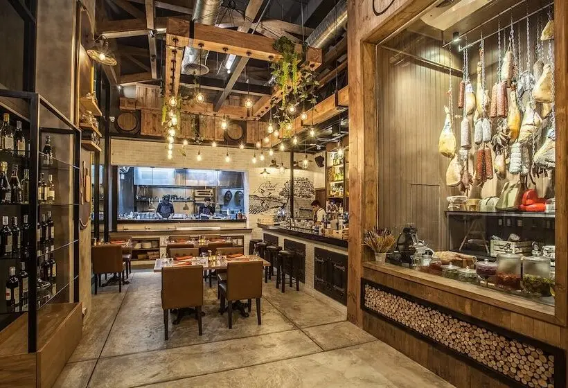 هتل Somerset Ekamai Bangkok