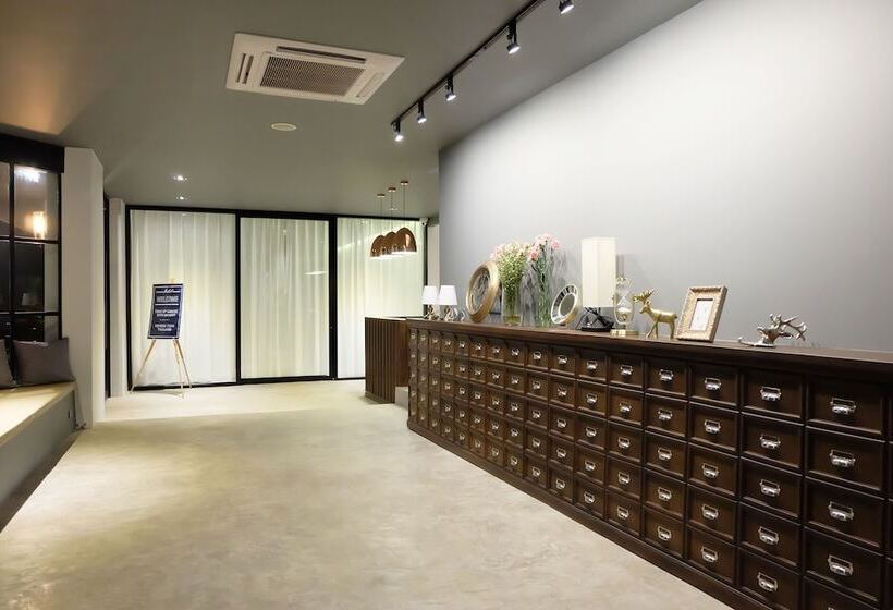 Отель Srianunt Boutique