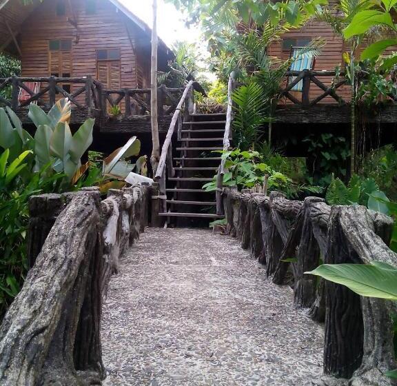 渡假胜地  Art S Riverview Lodge