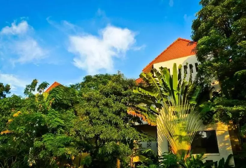 River Resort & Spa