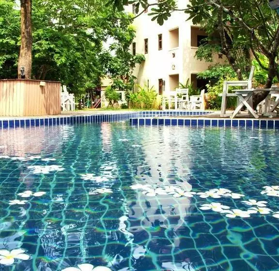 River Resort & Spa