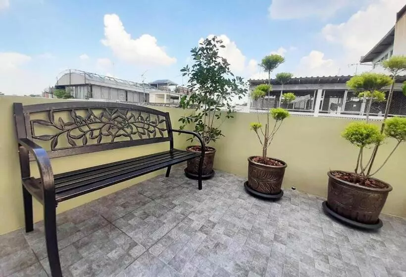 هاستل Chaiwat Guesthouse
