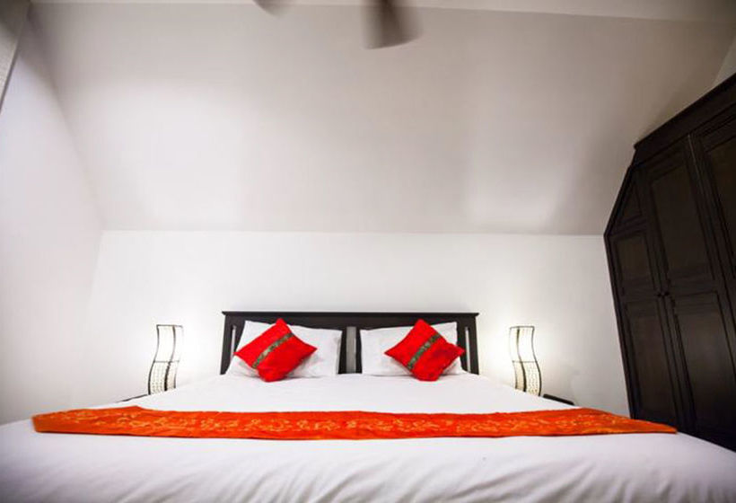 Champagne Villa By G Estate