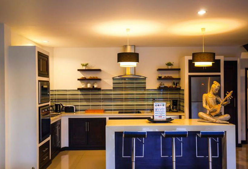 Champagne Villa By G Estate