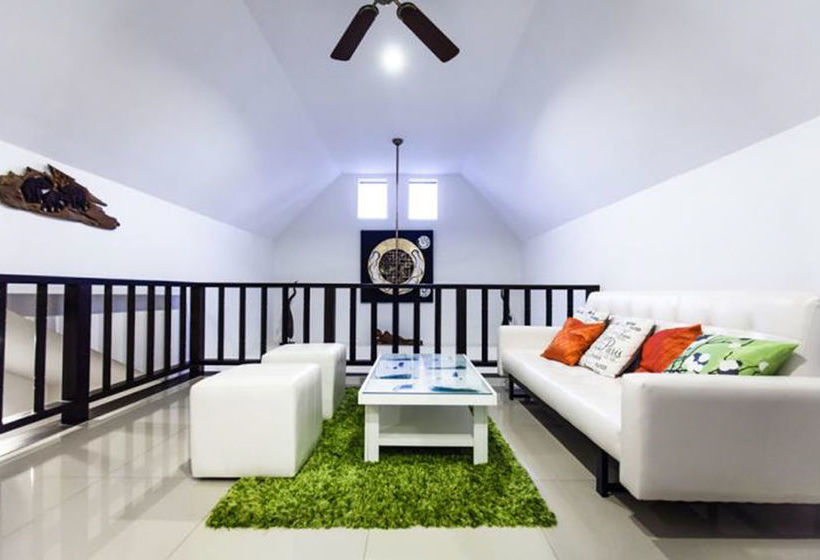 Champagne Villa By G Estate