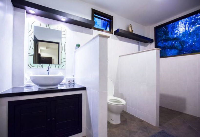 Champagne Villa By G Estate