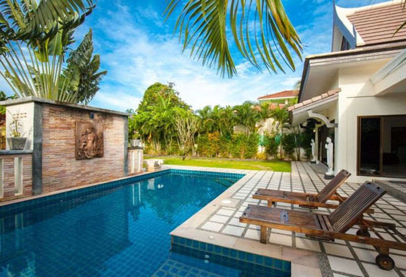 Champagne Villa By G Estate