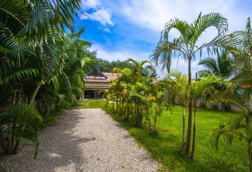 Champagne Villa By G Estate