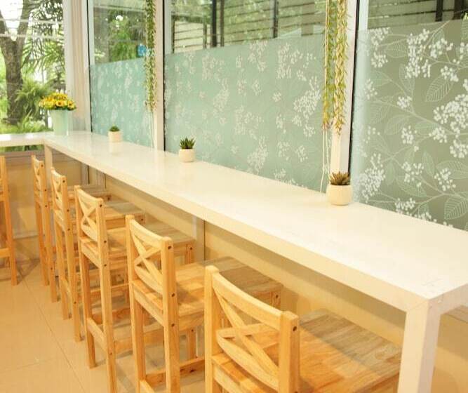 Friends House Resort