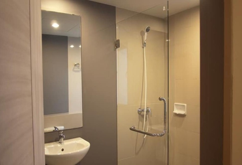 Abizz Hotel Lampang Airport