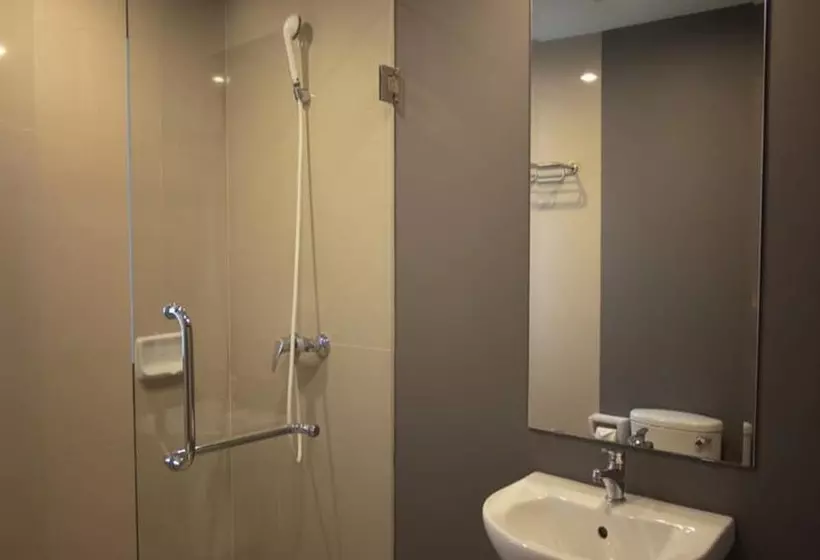 Abizz Hotel Lampang Airport