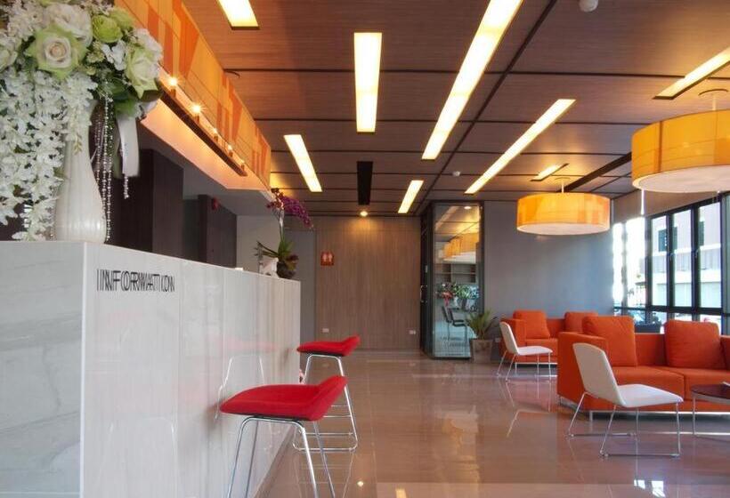 Abizz Hotel Lampang Airport