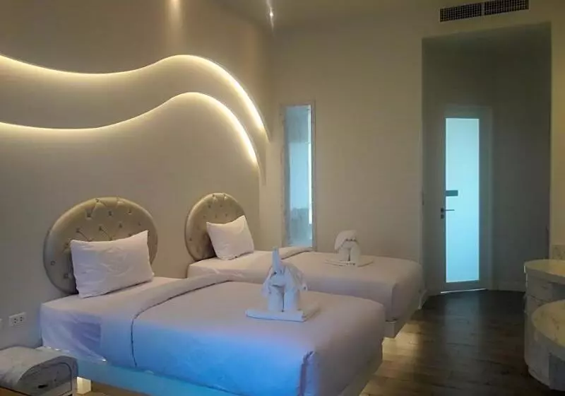 ホテル Avatara Resort