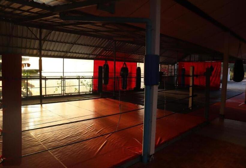 酒店 Baan Ton Resort