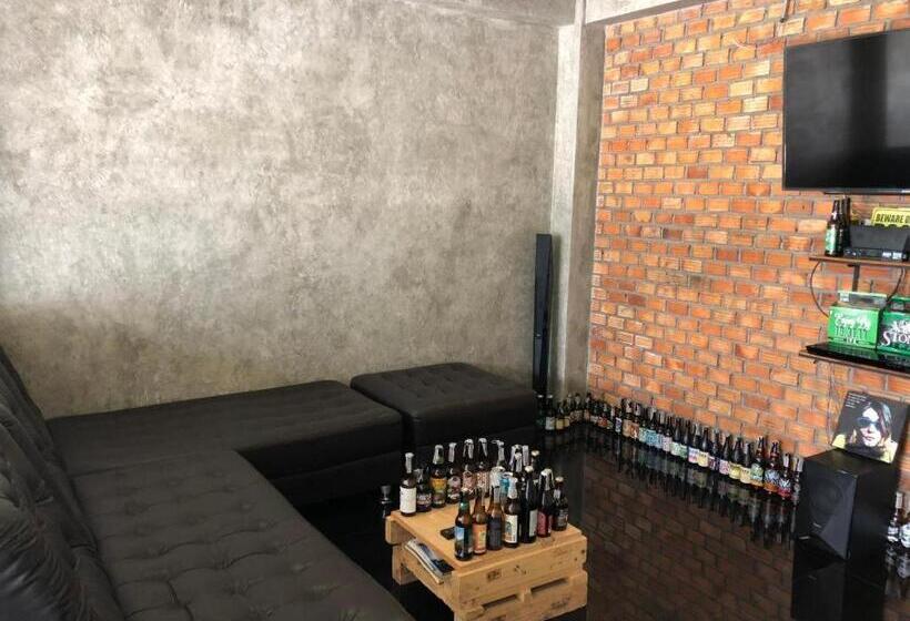 酒店 Baan Ton Resort