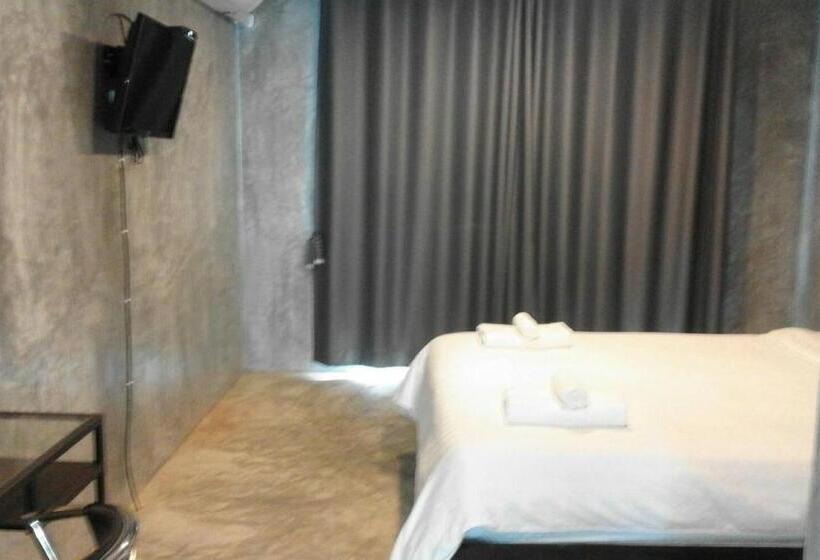 فندق Come Moon Loft