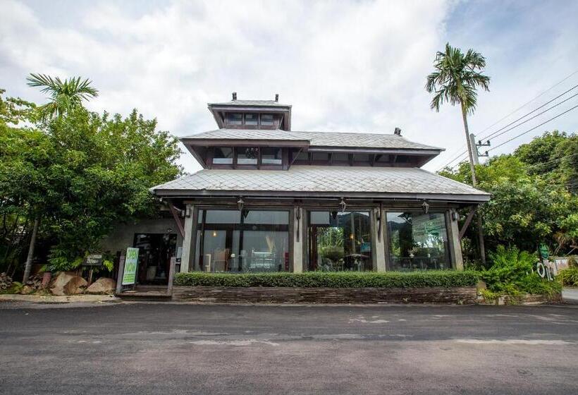 Отель Huen Jao Ban