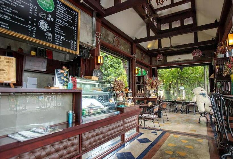 Отель Huen Jao Ban