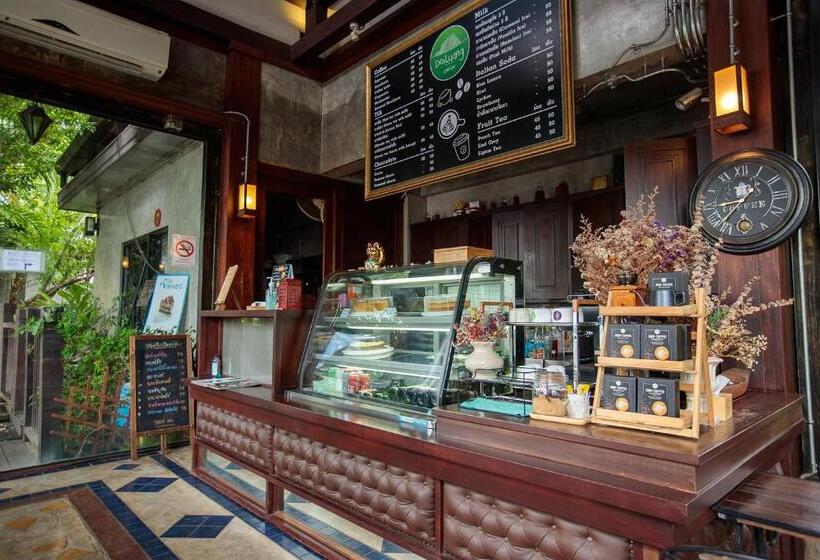 Отель Huen Jao Ban